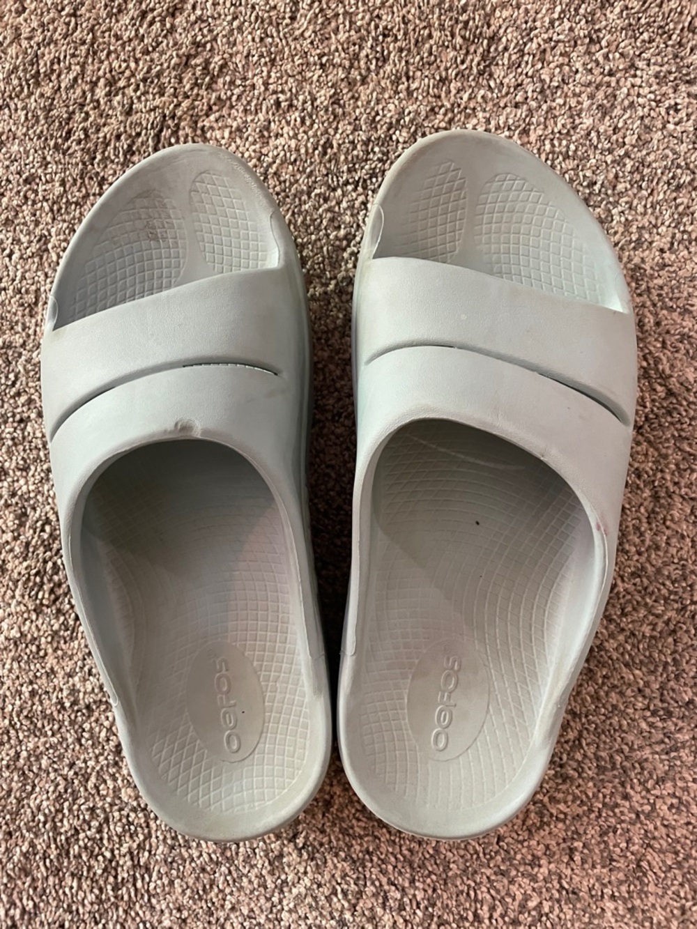 Oofos Recovery Slides